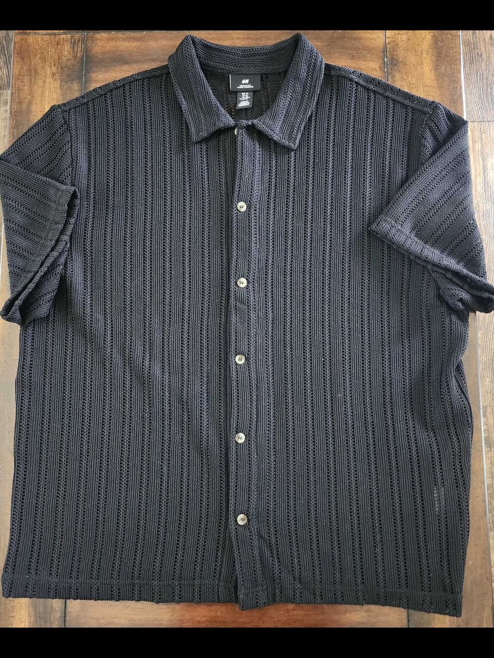 H&M Black Knit Short-Sleeve Button-Down Shirt